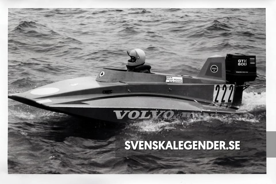 Volvo Penta outboard racing